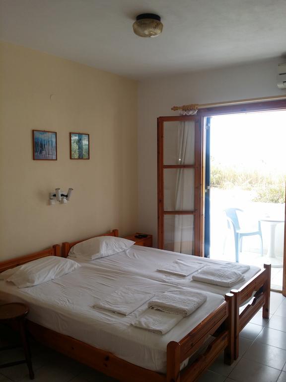 Esperides Batsi (Andros)